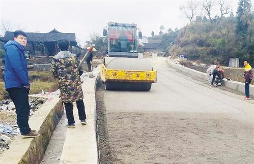 湘西團(tuán)結(jié)報(bào) 公路與路面工程——鋪就湘西發(fā)展的康莊大道